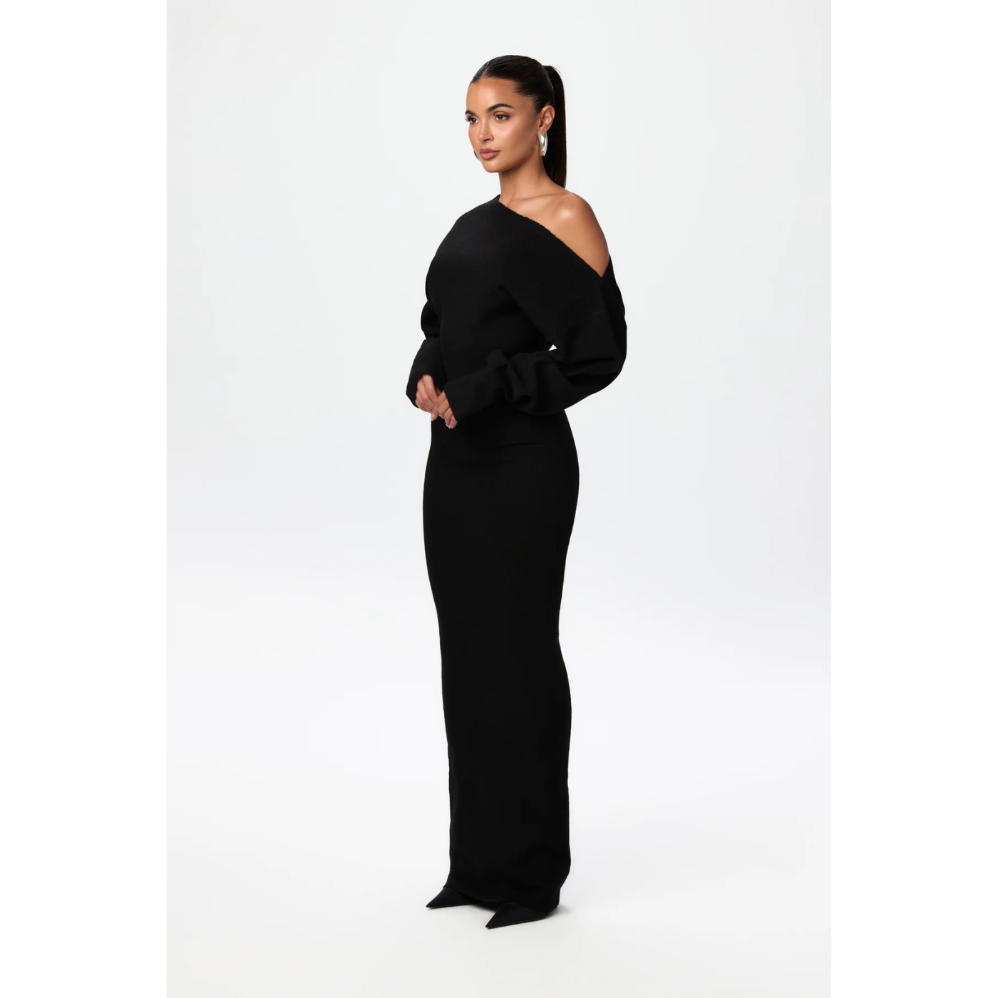 CLAUDIA - Sukienka Swetrowa Maxi – Elegancja i Komfort w Jednym