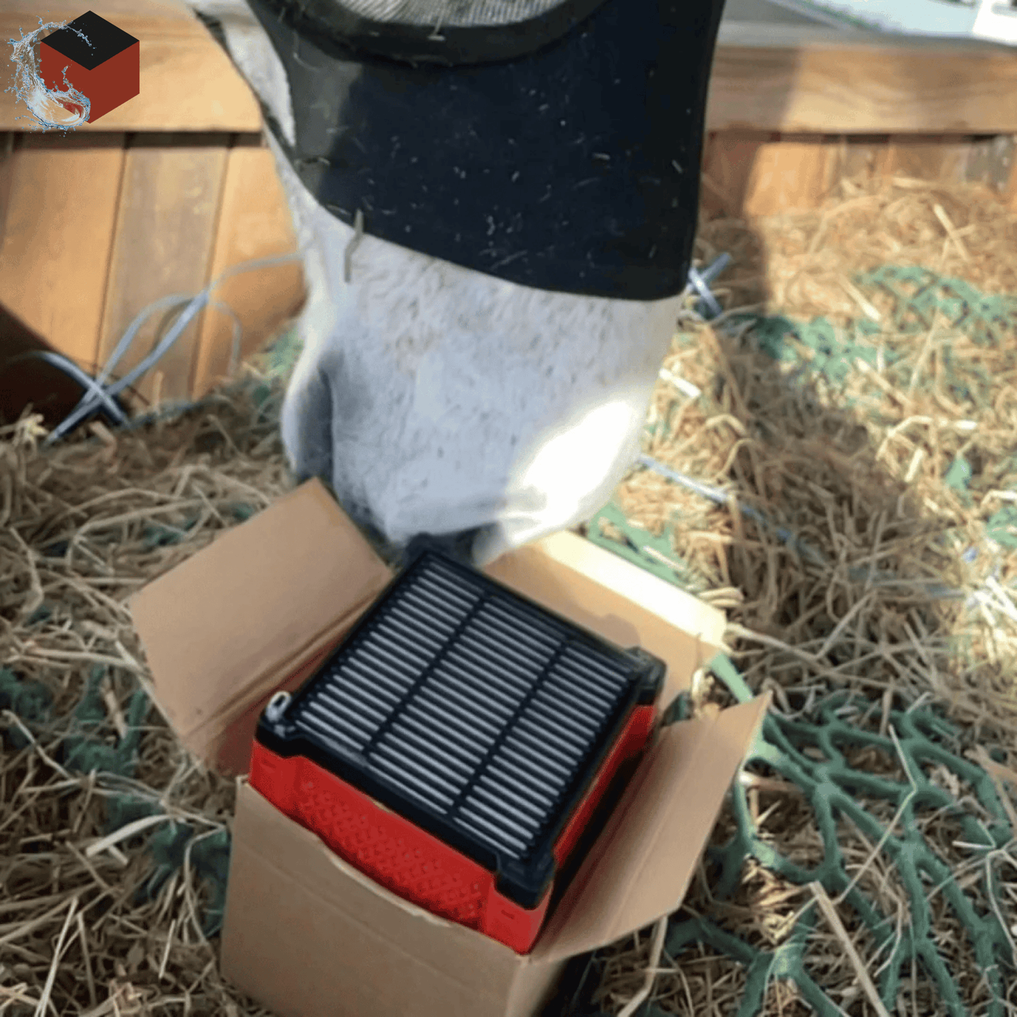 HydroBox™ – Zawsze czysta woda dla twoich koni