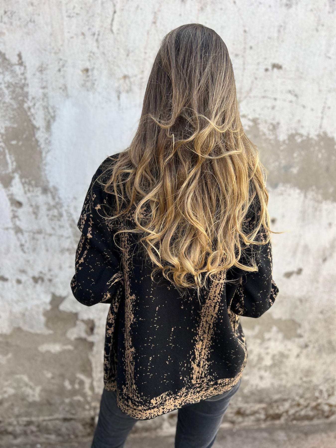 ALINA - Dzianinowa Kurtka z Fakturą i Guzikami